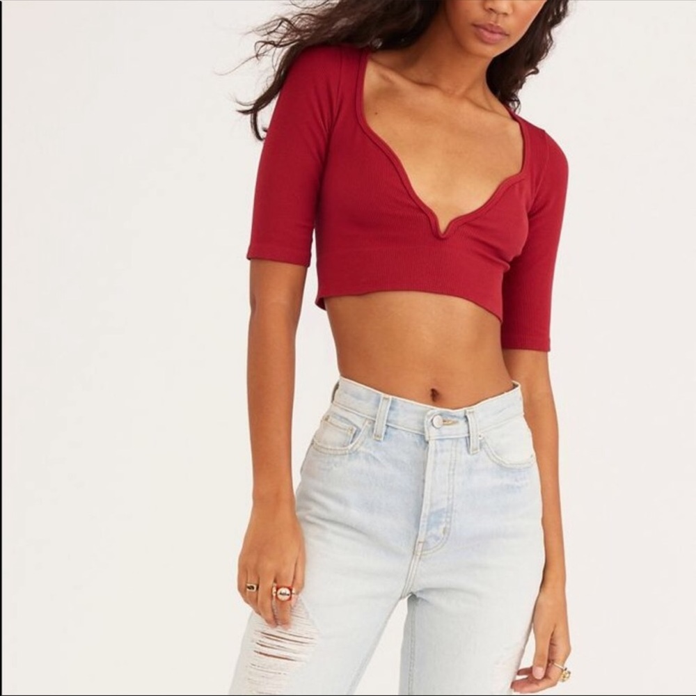 ⭐️NWT⭐️ Urban Outfitters V Cut Bra Top